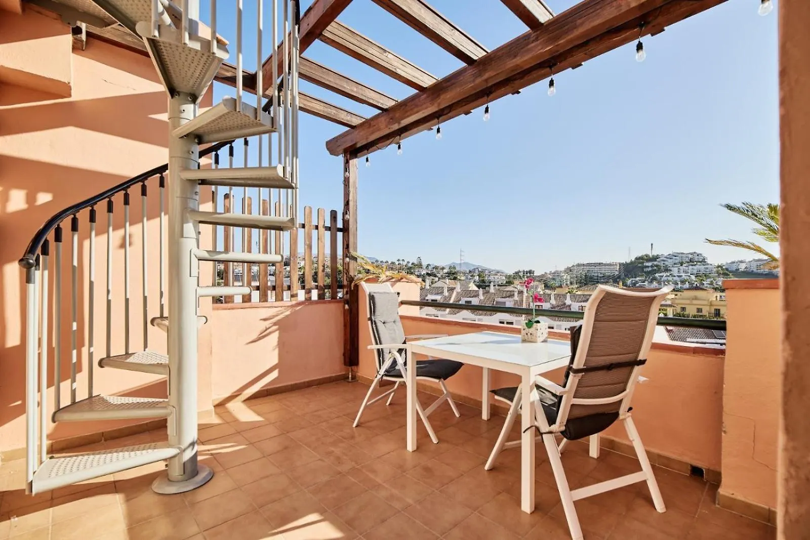 Cozy Penthouse Riviera Del Sol Lägenhet Málaga Spanien